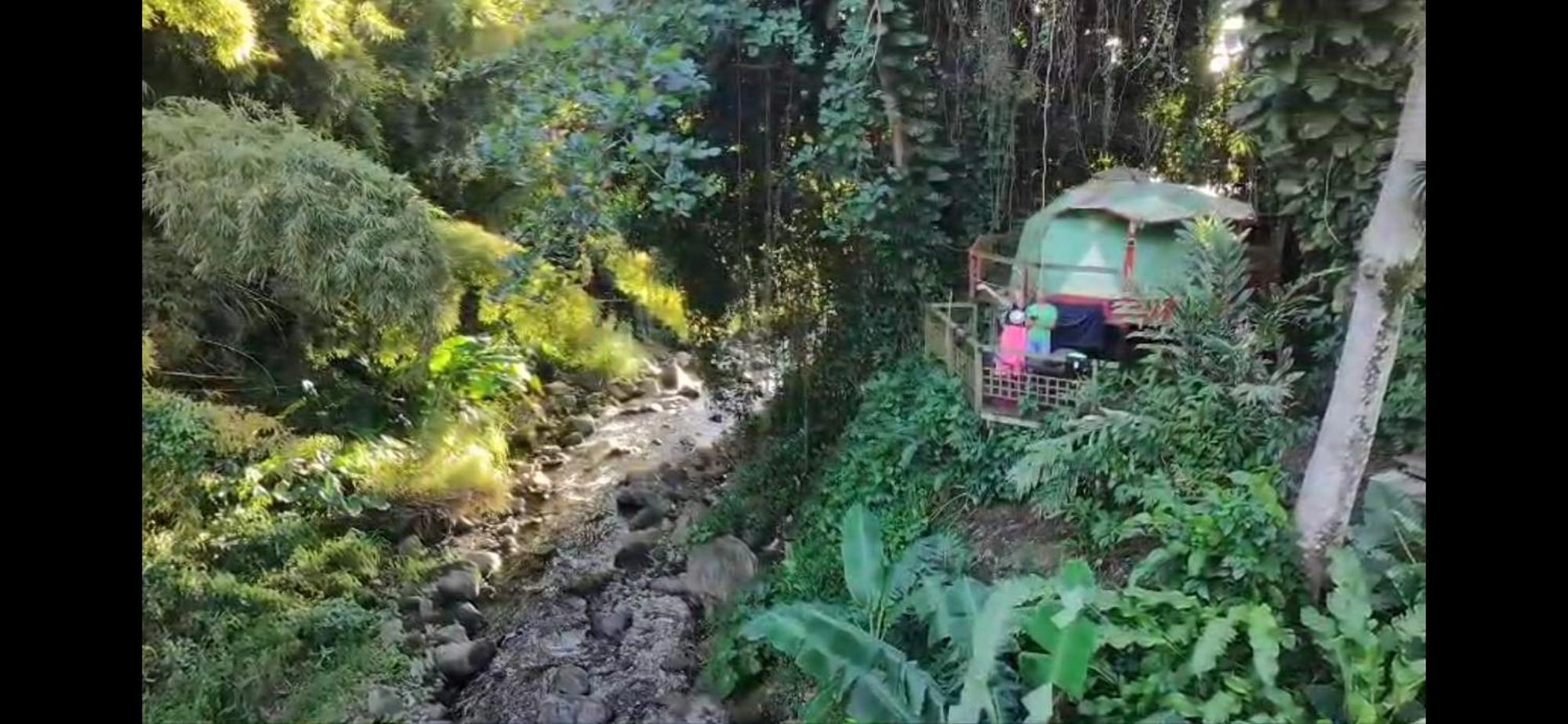 Dome En Bord De Riviere Ξενοδοχείο Saint-Claude Εξωτερικό φωτογραφία